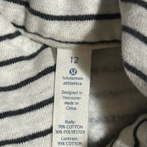 lululemon athletica Striped Black and White Jacket - Picture 5 of 5